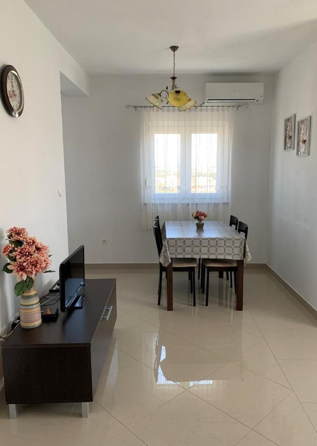 Green Hill Family Apartments Водице Екстер'єр фото