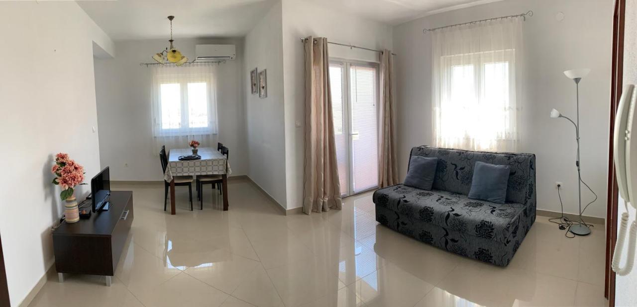 Green Hill Family Apartments Водице Екстер'єр фото