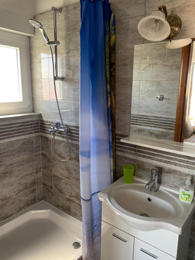 Green Hill Family Apartments Водице Екстер'єр фото