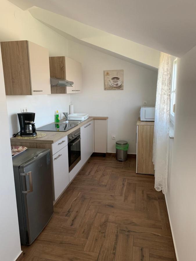 Green Hill Family Apartments Водице Екстер'єр фото